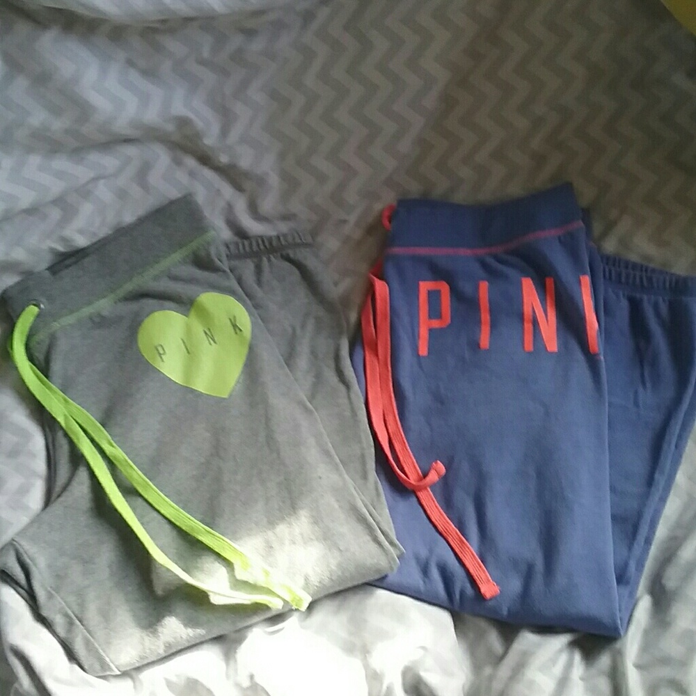 Vs PINK Capri sweats